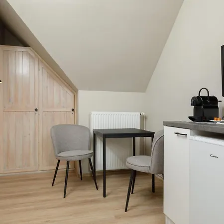 21 Boutique מלון דירות Balatonalmádi