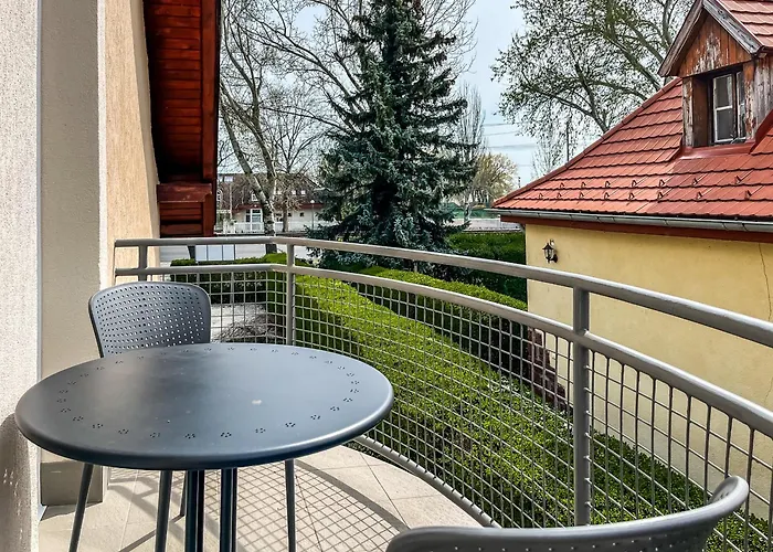 21 Boutique 3* Balatonalmádi